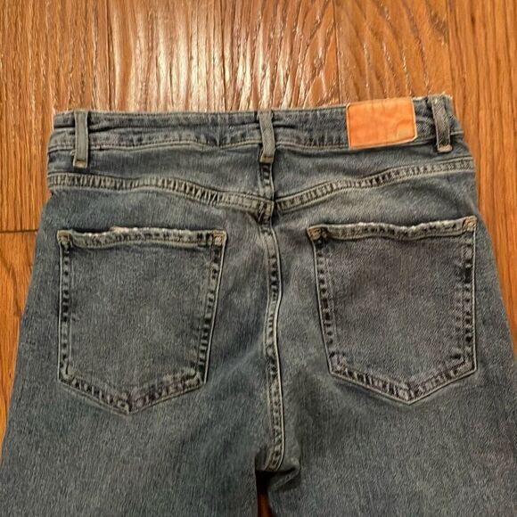 Zara high rise medium wash raw hem skinny jean 6 - Picture 9 of 10